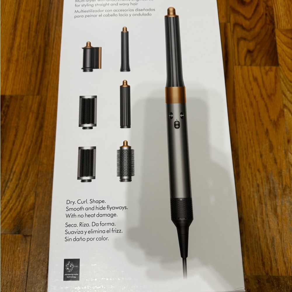 Dyson Airwrap Styler with Attachments